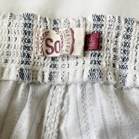 Linen Trousers - Picture 5 of 9